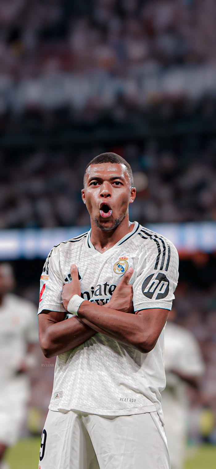 战巴萨独造3球，福布斯：梦想成真，很高兴能打出这样的表现