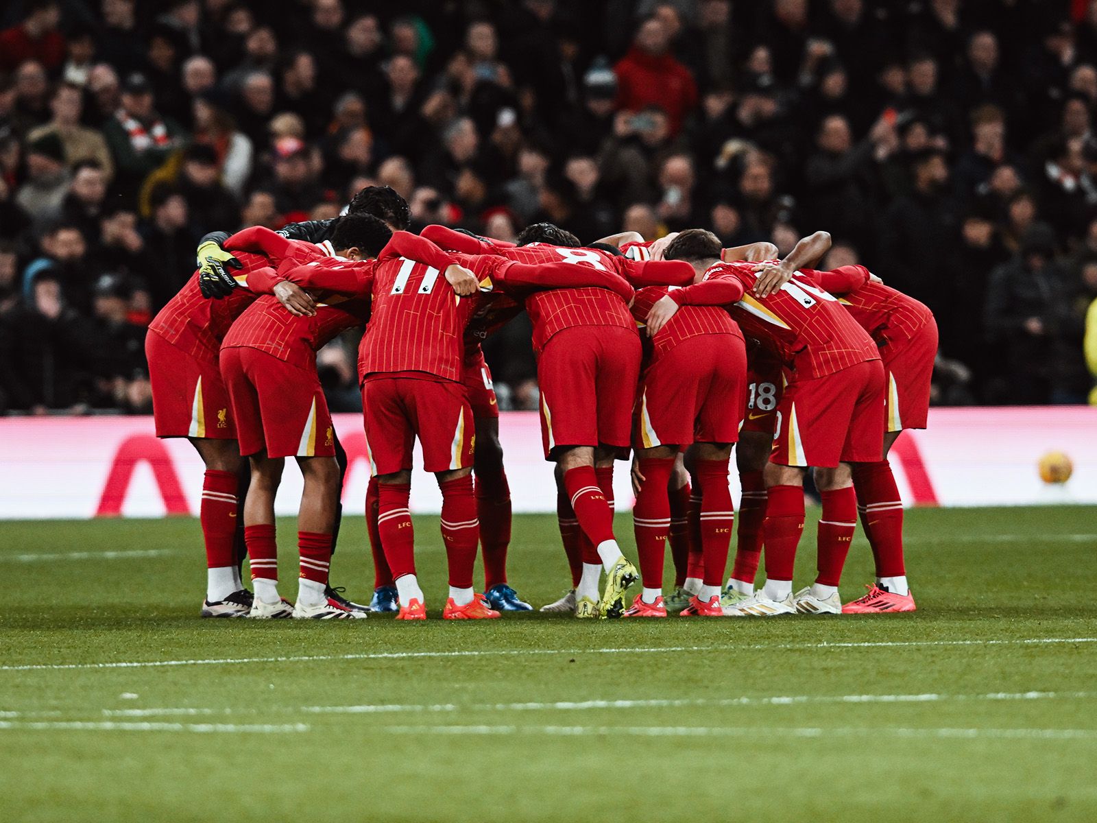 英超第14轮综述：利物浦平局+切尔西爆冷，阿森纳5分领先稳居榜首