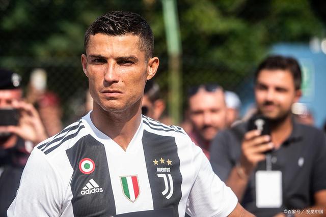 阿勒代斯：萨拉赫签了肥约状态就下滑，利物浦应让他闭嘴走人